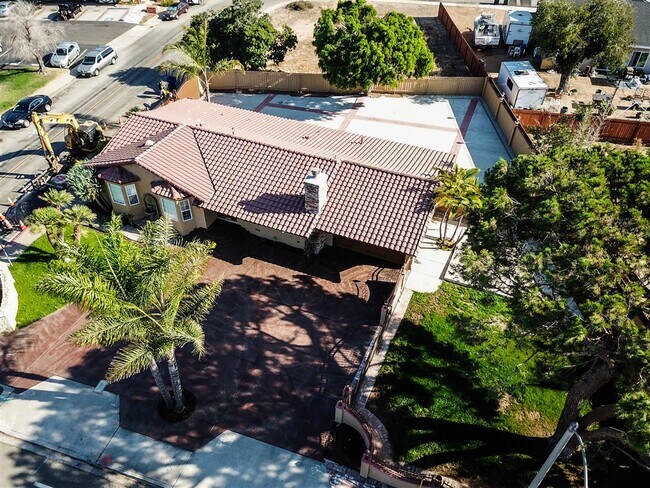 Building Photo - 68 Bonita Rd
