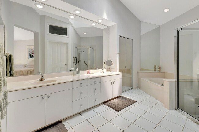 Building Photo - 5152 NW 26th Cir