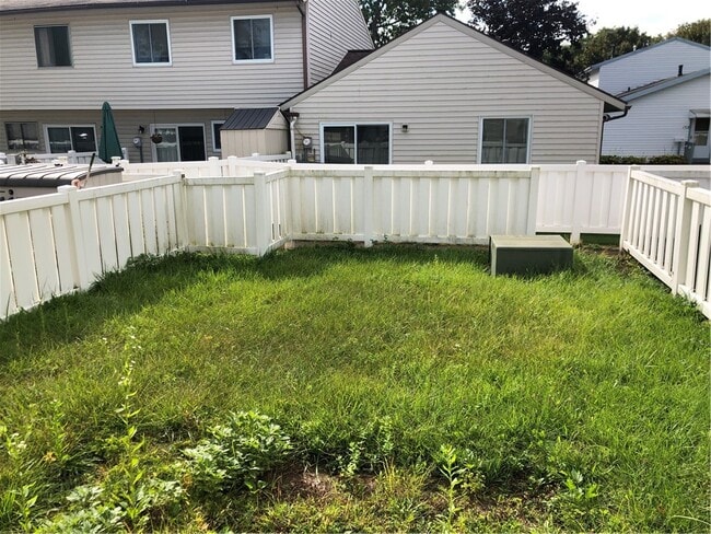 Building Photo - 153 Windsorshire Dr