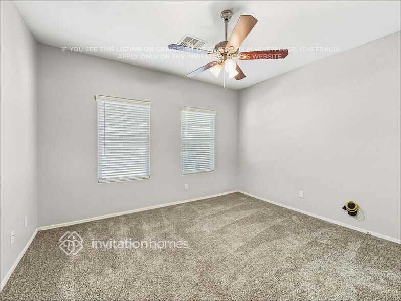 Building Photo - 21167 W Cypress St