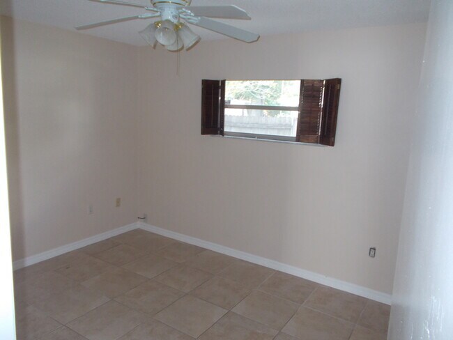 Building Photo - UPDATED 3/2 Home In Downtown/Conway Area! ...