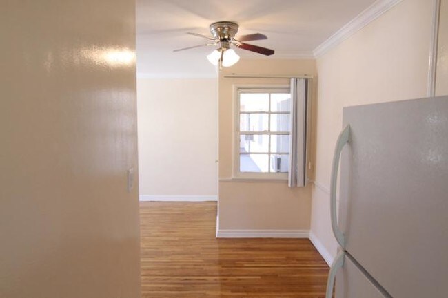 Building Photo - 1 bedroom in Los Angeles CA 90028