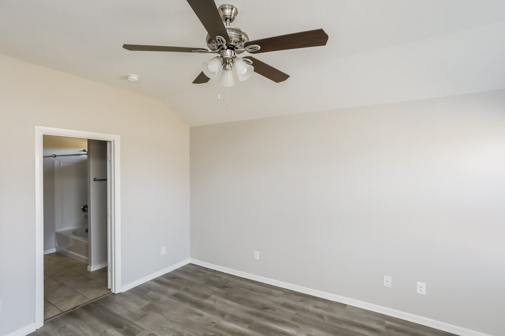 Building Photo - 901 Walls Blvd