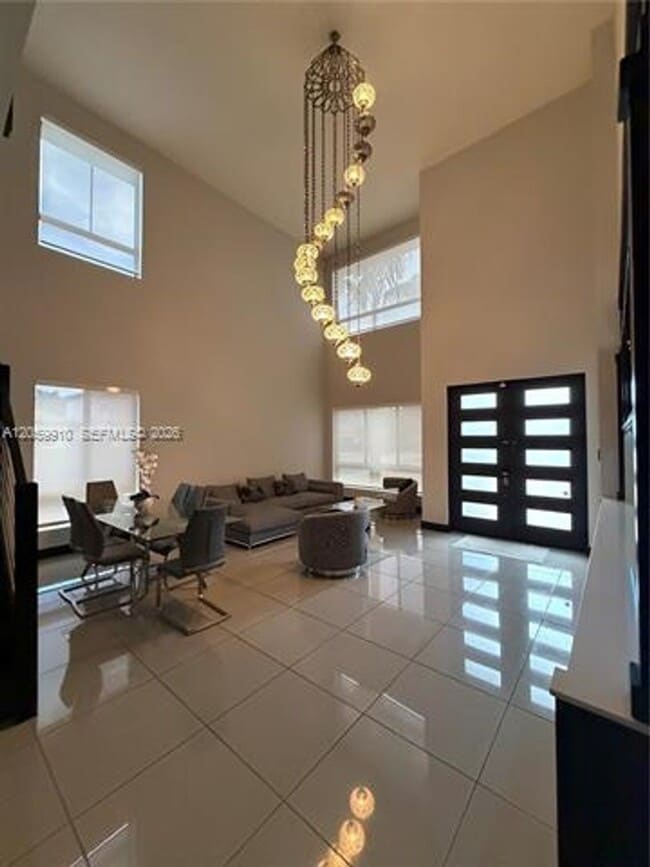 Building Photo - 13661 SW 160th Ct