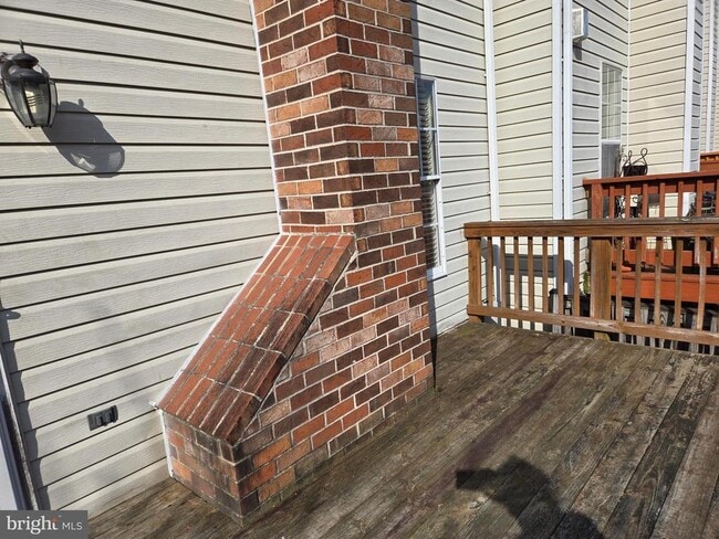 Building Photo - 300 Cinnabar Ln