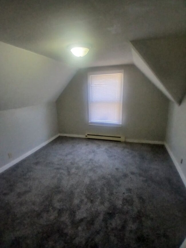 Building Photo - 1719-1719 1/2 W Adams St