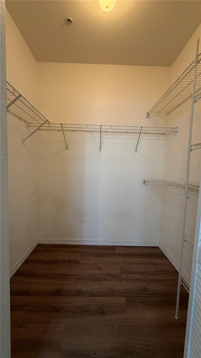 Building Photo - 2537 Maitland Crossing Way