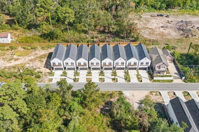 Building Photo - 6036 Cebra St