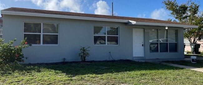 Building Photo - 3/1 Home for rent