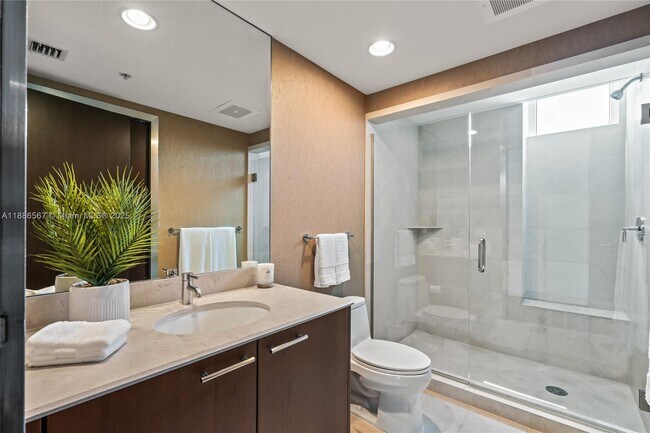 Building Photo - 3801 Collins Ave