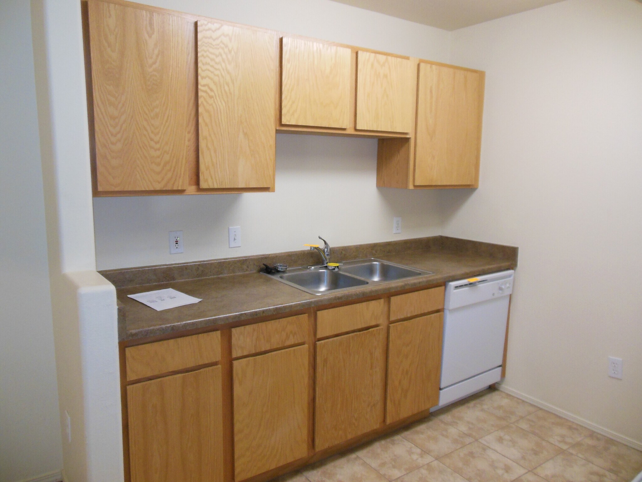 Building Photo - 1100 Goeglein Gulch #149