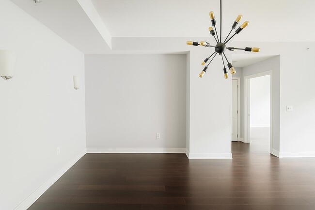 Building Photo - 1450 Washington St