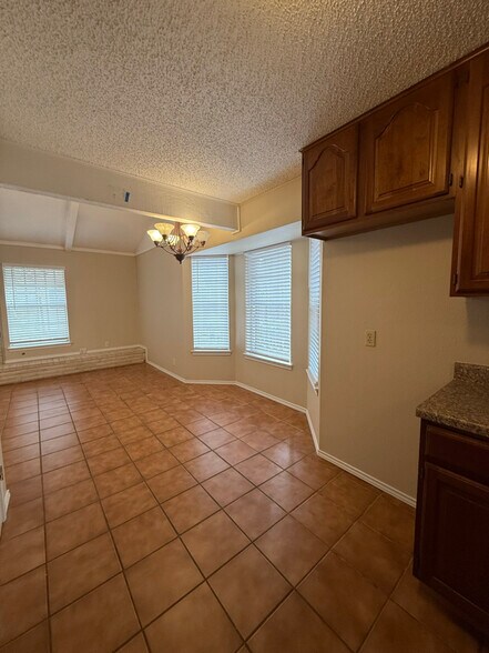 Building Photo - 5706 Gomer Pyle Dr