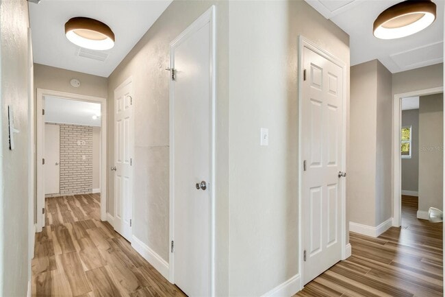 Building Photo - 1824 Roanoke Ave