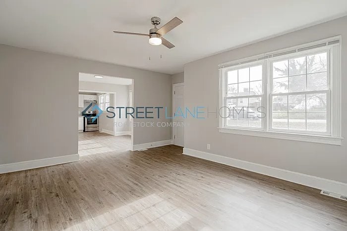 Building Photo - 565 Alamo St