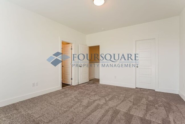 Building Photo - Beautiful 3-Story End-Unit Townhome with Guest Suite, Private Balcony & 2-Car Garage – Wendell, NC