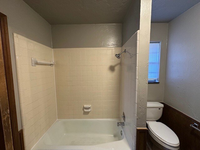 Building Photo - 7207 Warriner Way