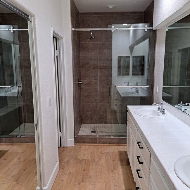 Building Photo - 24353 Allegra Way