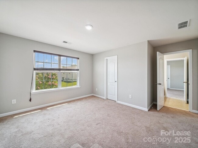 Building Photo - 10327 Rutledge Ridge Dr NW