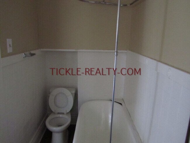 Building Photo - 11 Lafayette Pl