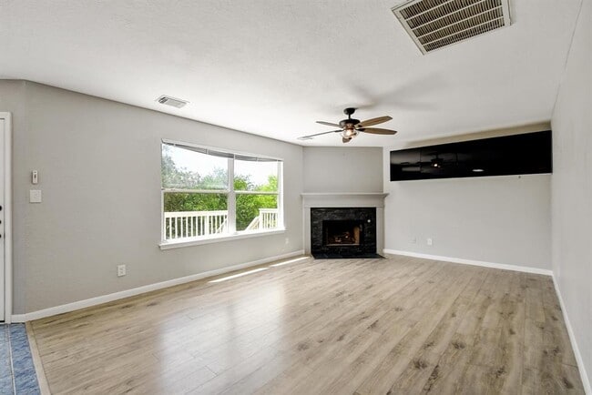 Building Photo - 4314 Knollbluff