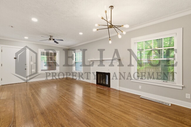 Building Photo - 101 N Belmont Pl