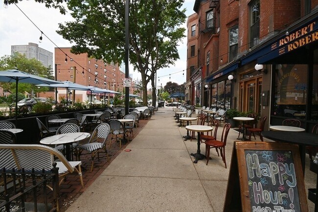 Building Photo - 486 Columbus Ave