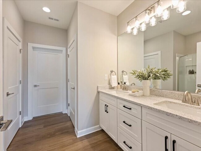 Building Photo - Modern Comfort Meets Timeless Style – Your...