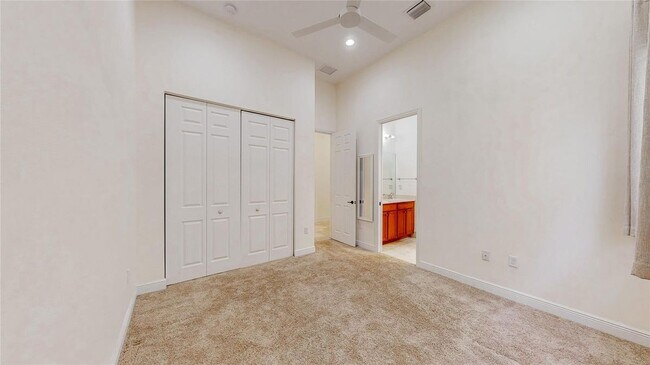 Building Photo - 4046 NW 85th Ave