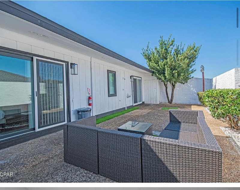 Building Photo - 5524 Sunset Ave