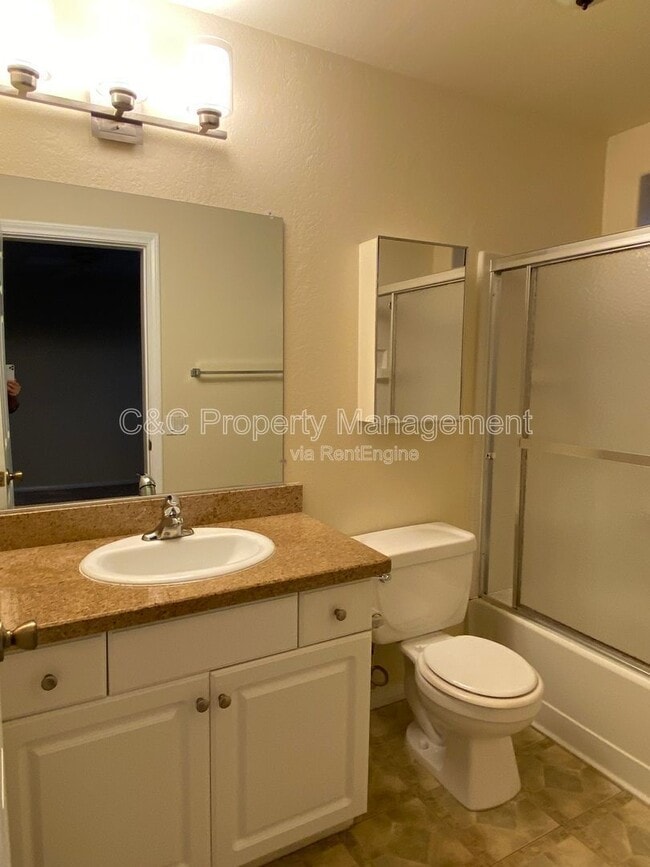 Building Photo - 3508 Paseo De Los Americanos