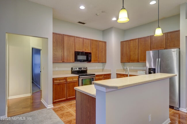 Building Photo - 3382 Chapel Ct