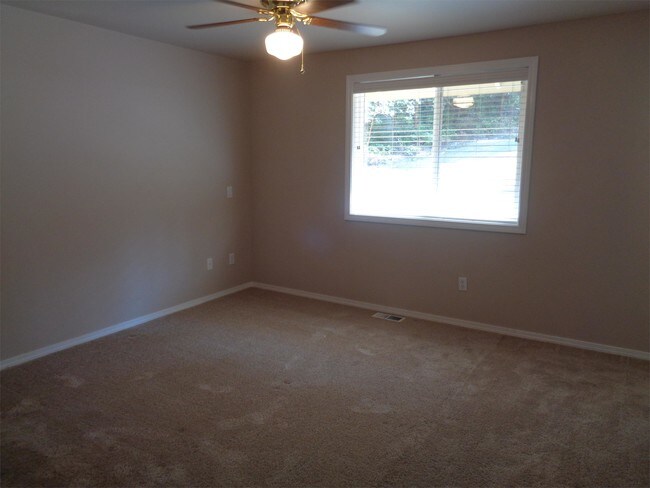 Building Photo - 3315 8th St NW