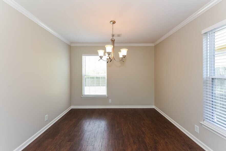 Building Photo - 3309 Penn Meade Way