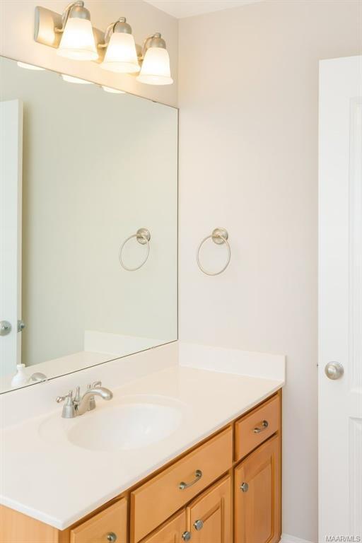 Building Photo - 611 River Birch Dr