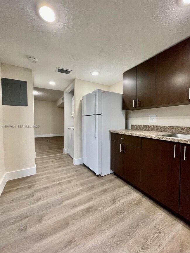 Building Photo - 8251 SW 157th Ave