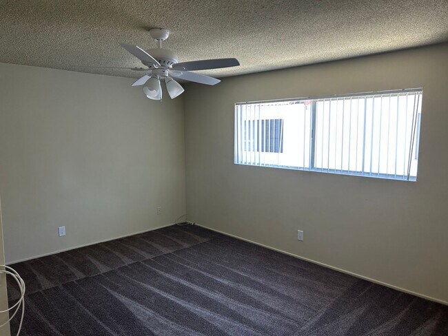 Building Photo - 4201 Green Ave
