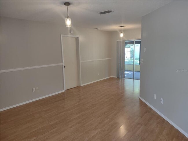 Building Photo - 11117 Upton St