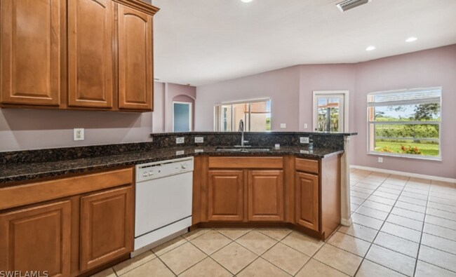 Building Photo - 2760 Suncoast Lakes Blvd