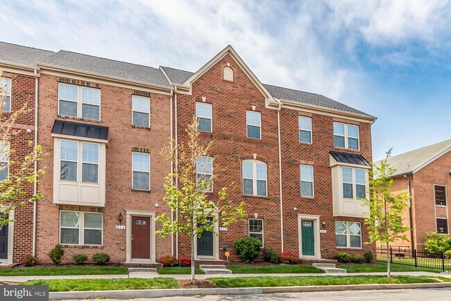 Building Photo - 812 Oldham St