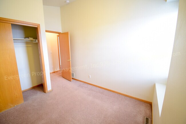 Building Photo - 648 Brewer Dr