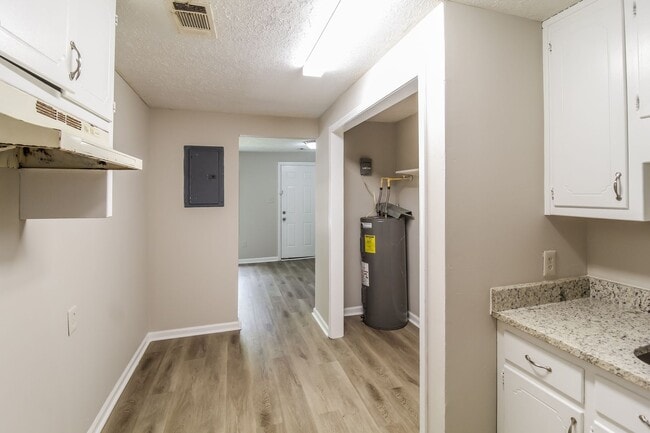 Building Photo - 3BR / 2BA Home for Rent in Griffin, GA – First Month FREE