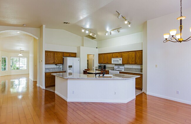 Building Photo - Stunning one-story home