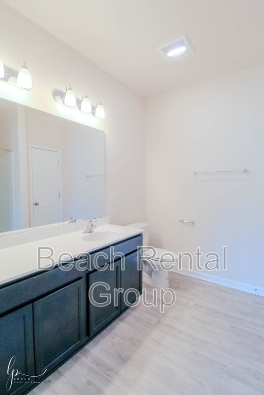 Building Photo - 313 Grv Pk Lp