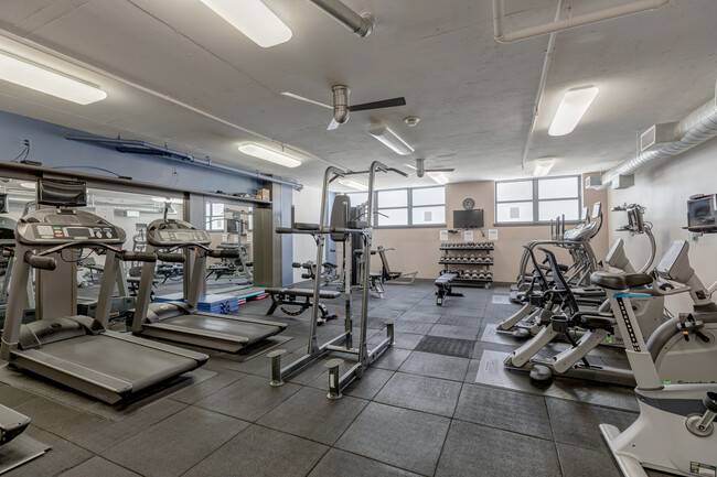 Gym - 2020 12th St NW