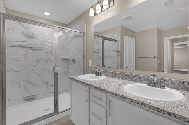 Building Photo - 1964 Burgundy Dr