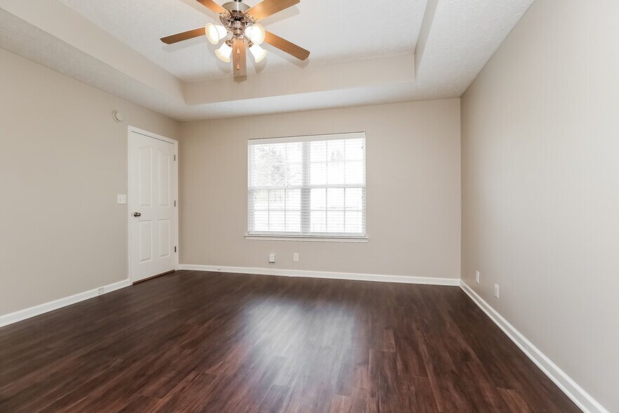 Building Photo - 2122 Tabasco Way