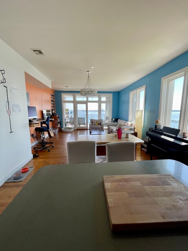 90 Bay Street Landing 90 Bay Street Landing Staten Island NY 10301