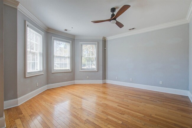 Building Photo - 509 West 2nd North Street, Summerville, SC...