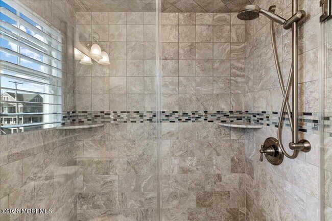 Building Photo - 1200 Bay Ave